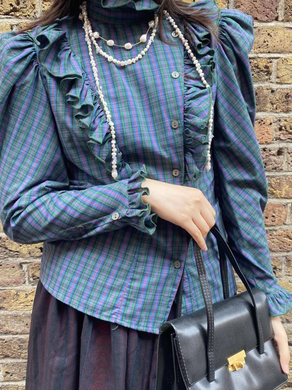 high frilled collar vintage blouse detail