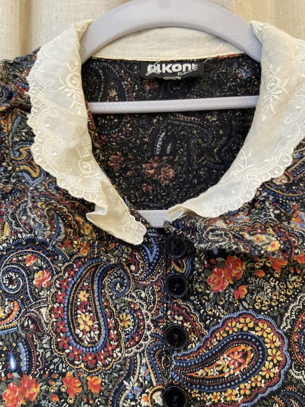 close-up of floral print on 1970s prairie dress