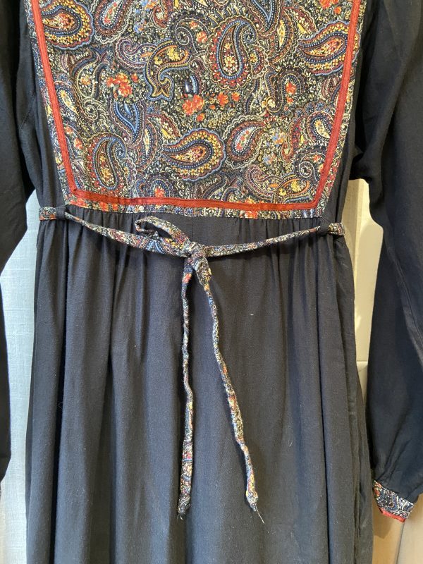 close-up of floral print on 1970s prairie dress