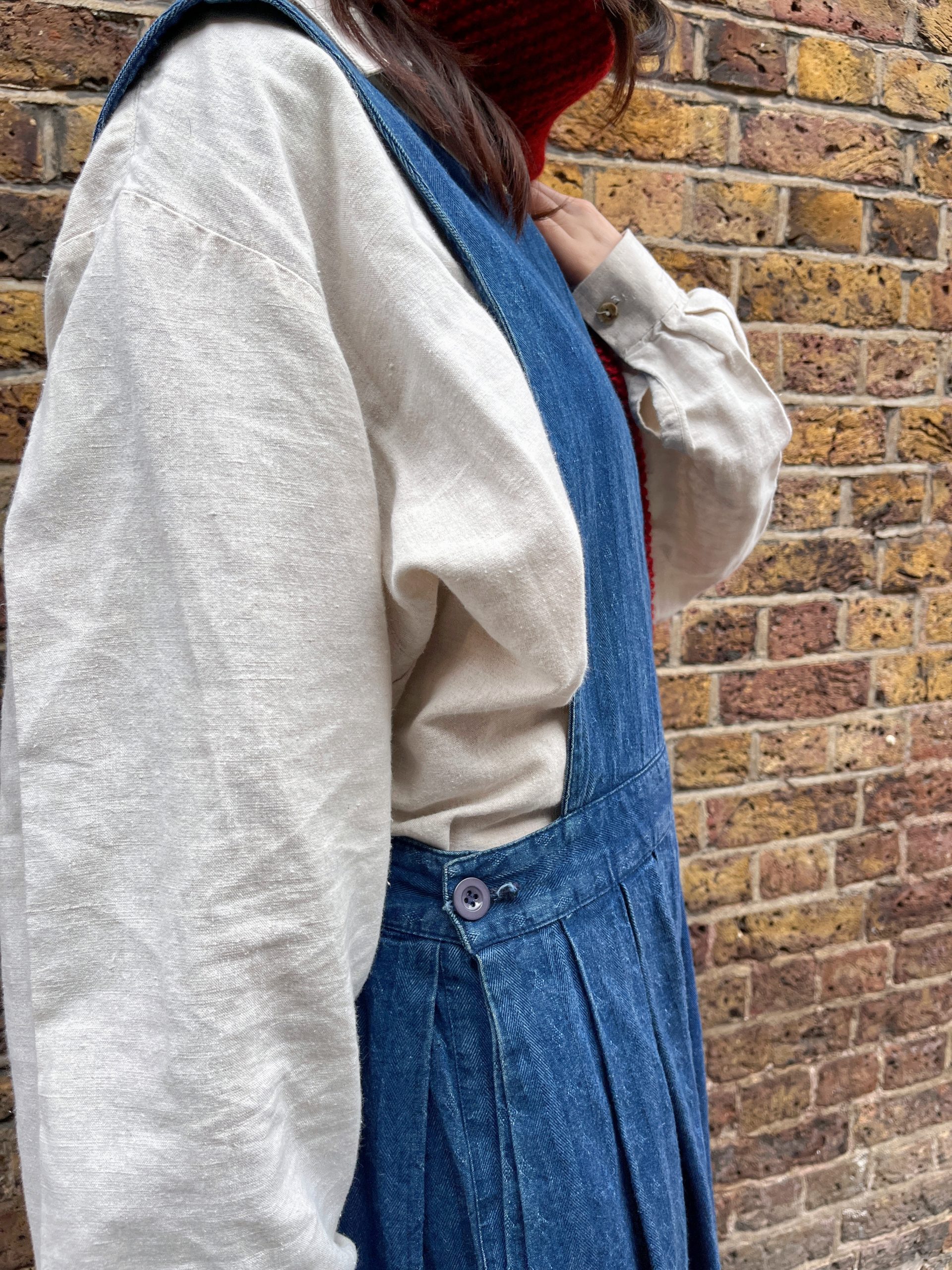 1980s Laura Ashley Denim Pinafore Dress 10 - Gong Nong Bing Vintage Vintage Laura Ashley pinafore worn by model