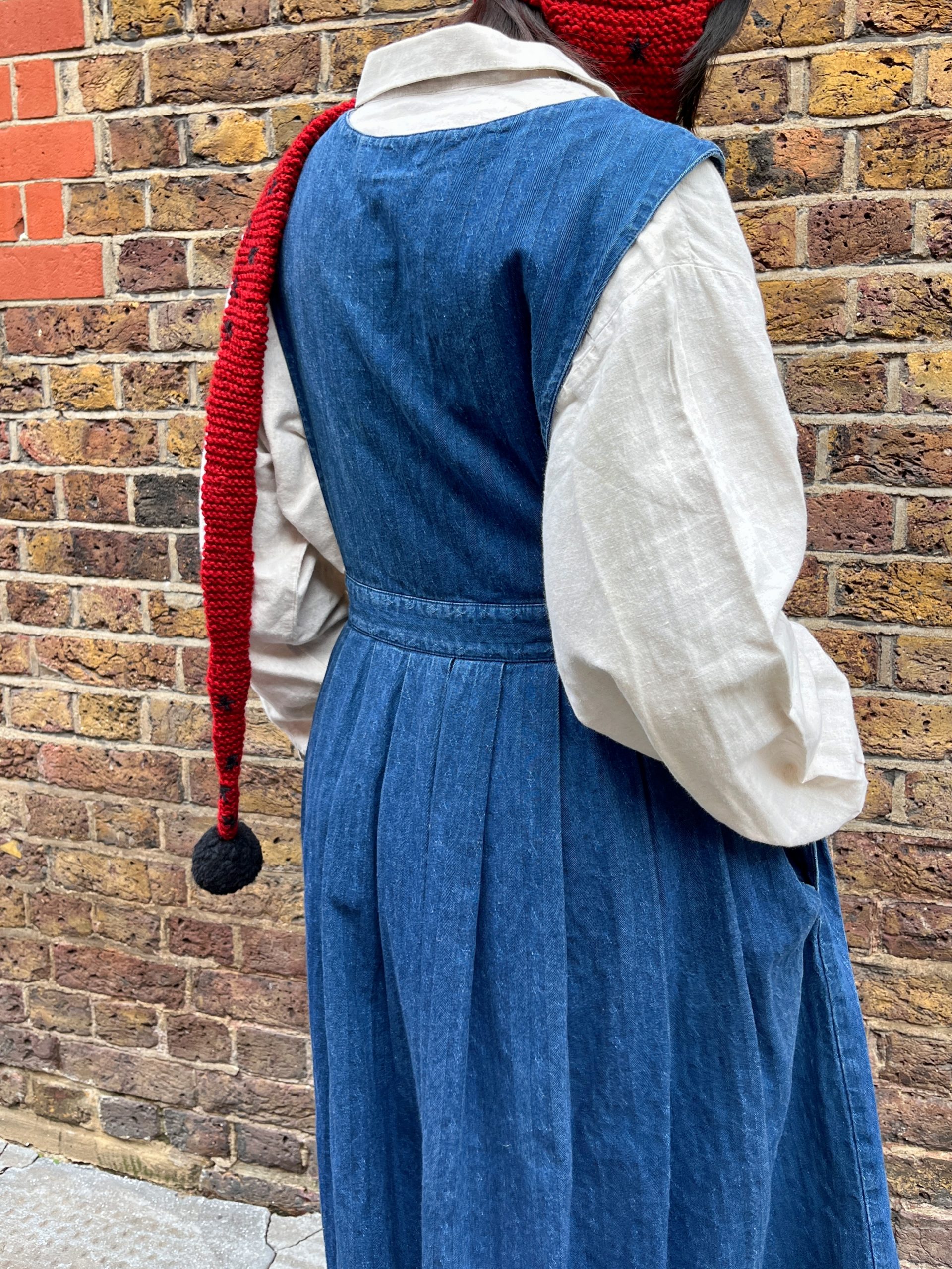 1980s Laura Ashley Denim Pinafore Dress 6 - Gong Nong Bing Vintage Vintage Laura Ashley pinafore worn by model