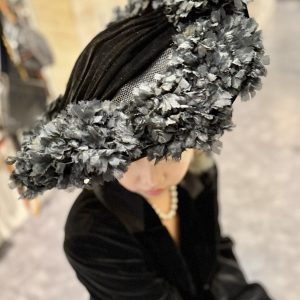 Vintage 1950s picture hat worn on model – side view