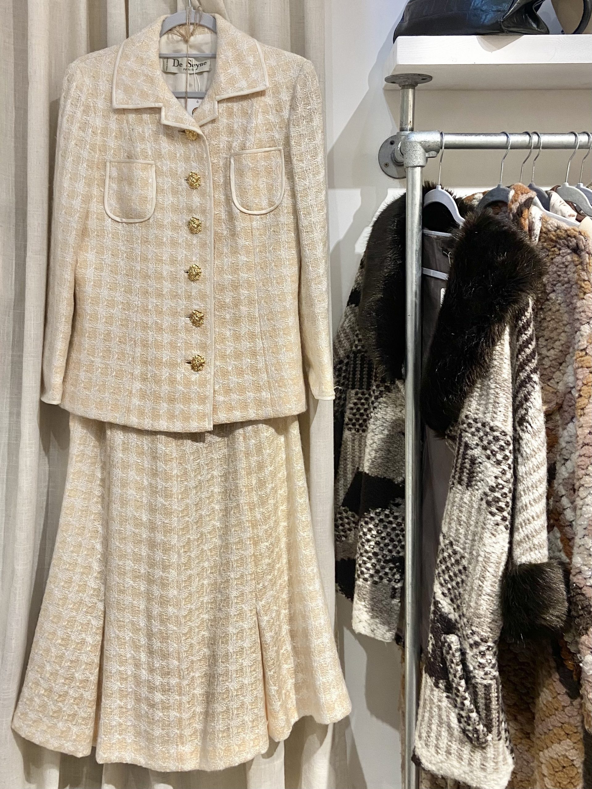 Late 1960s Textured Tweed Skirt Suit 5 - Gong Nong Bing Vintage Front view of 1960s tweed skirt suit showing gold buttons and pockets