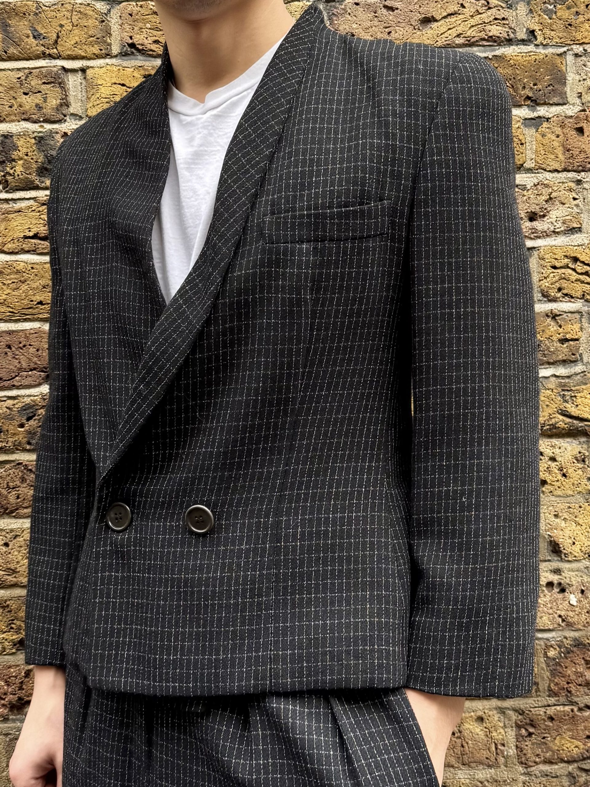 1990s Giorgio Armani Wool Suit – Powerful Minimalist Italian Tailoring 5 - Gong Nong Bing Vintage Vintage Giorgio Armani minimalist tailored blazer