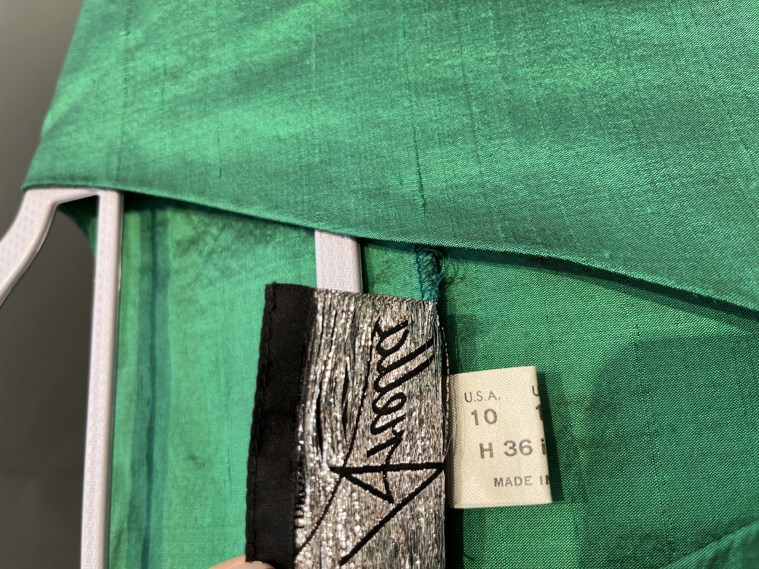 1980s Ariella Emerald Set – Stunning Made in UK Occasionwear 14 - Gong Nong Bing Vintage 1980s Ariella emerald set with peplum top and pencil skirt label