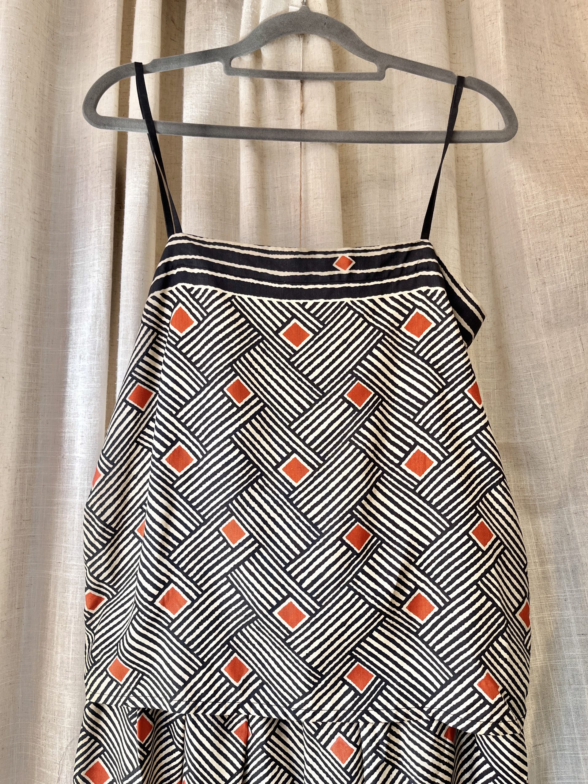 1970s Silk Resort Set – Stunning Bill Haire Designer Vintage 8 - Gong Nong Bing Vintage 1970s silk resort set by Bill Haire for Friedricks Sport front view